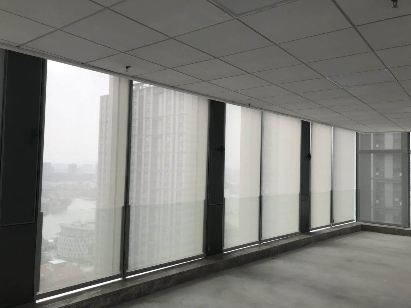 景枫中心办公楼遮阳窗帘项目